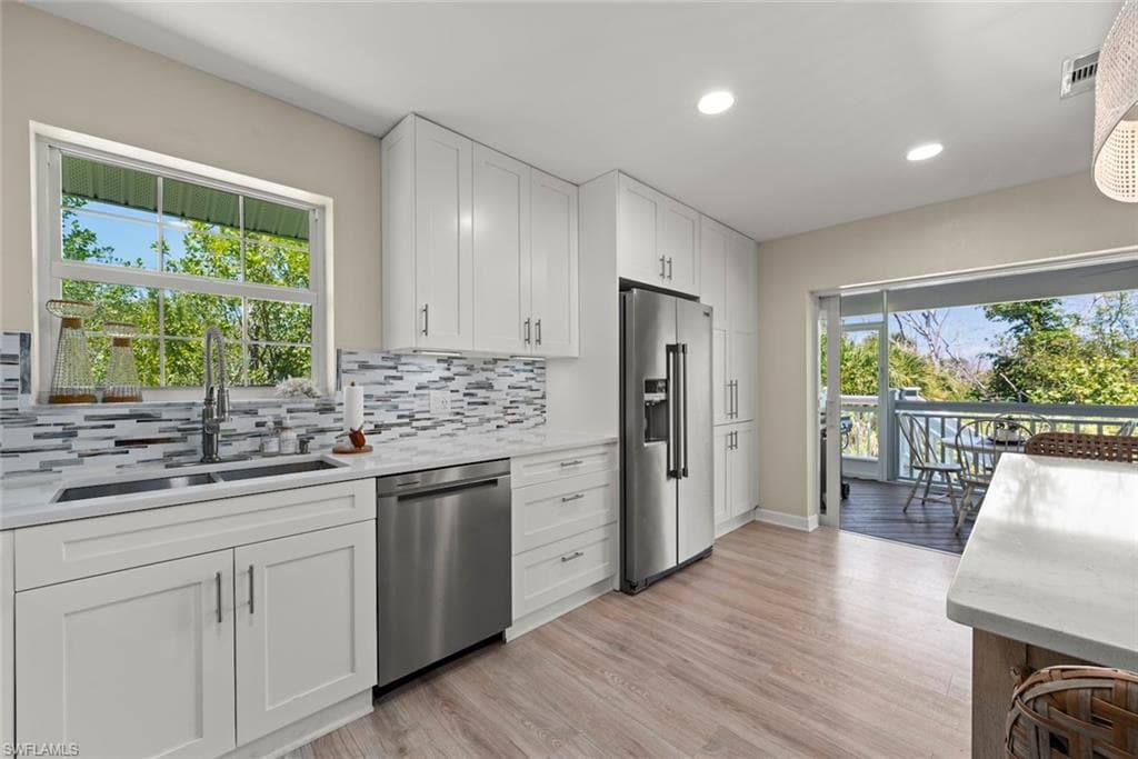 207 Daniel DR-3