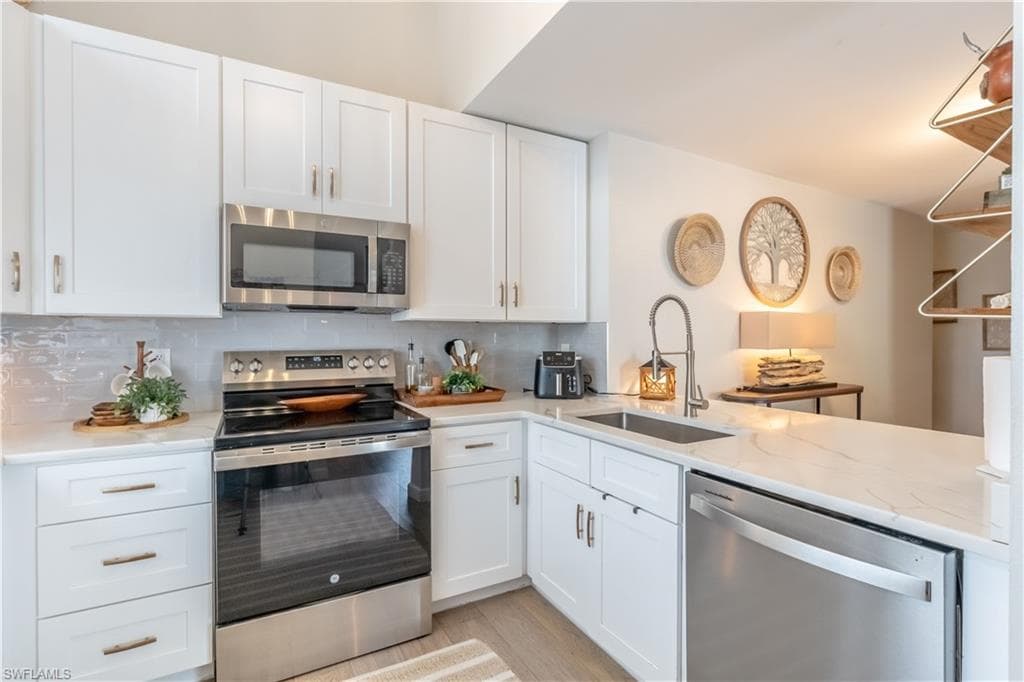 3401 Winkler AVE 116-11