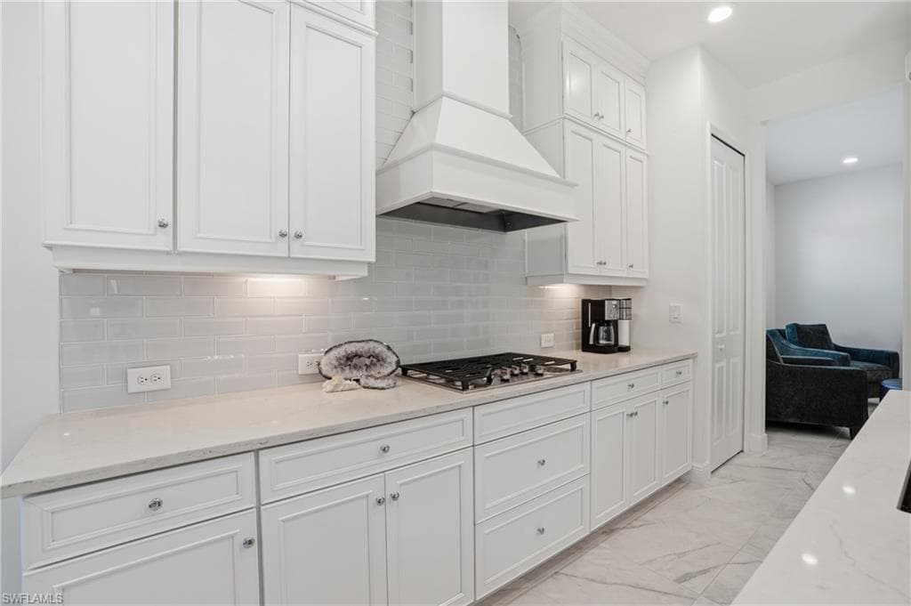 8368 Preserve Point DR-8