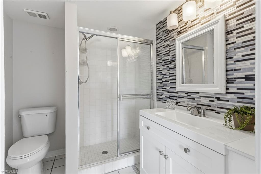 162 Pebble Shores DR 101-16