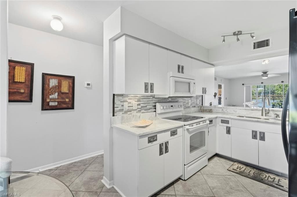 162 Pebble Shores DR 101-11