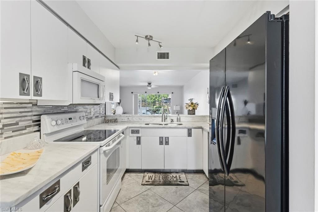 162 Pebble Shores DR 101-9