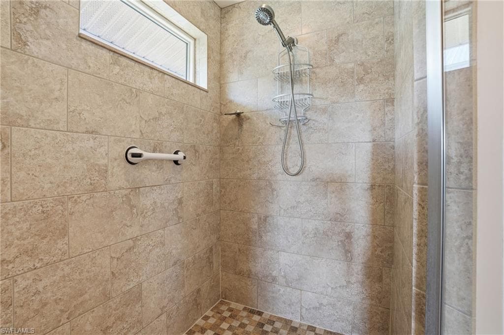 222 Flamingo ST-22