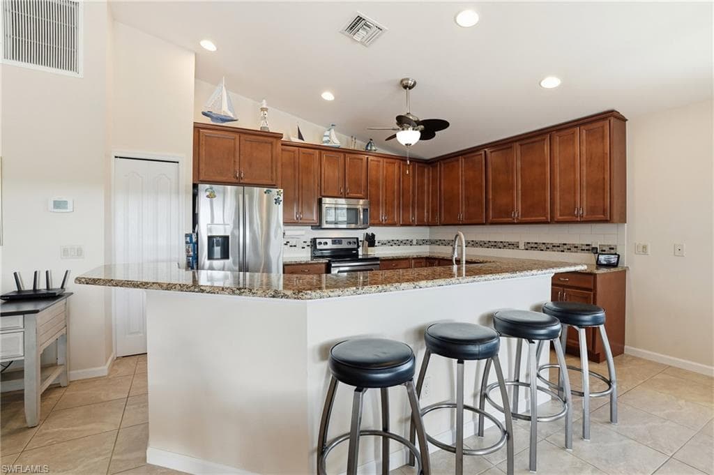 222 Flamingo ST-12