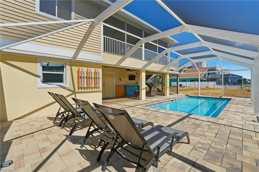 222 Flamingo ST-33