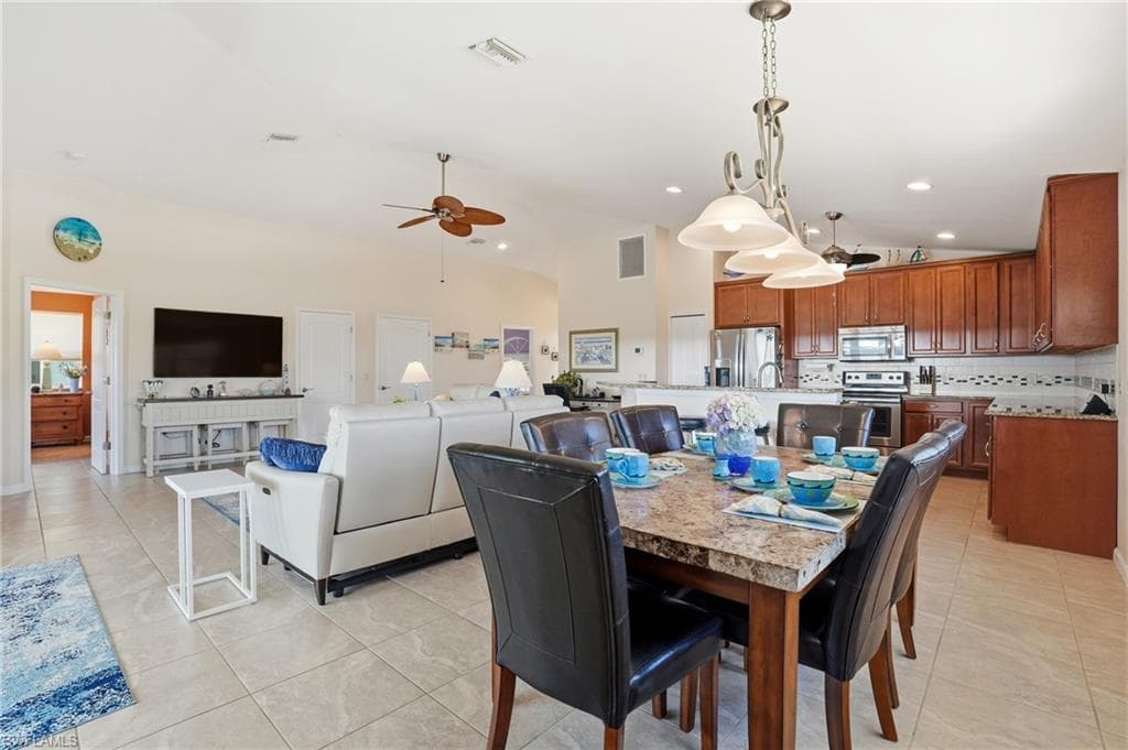 222 Flamingo ST-10
