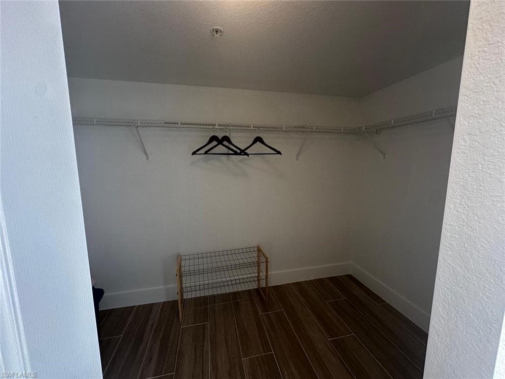 8244 Key Royal CIR 616-16