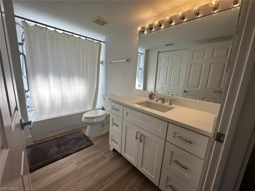 8244 Key Royal CIR 616-15