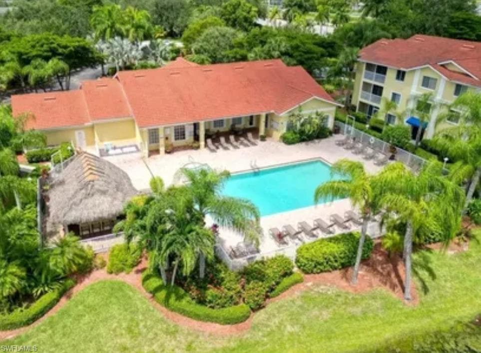 8244 Key Royal CIR 616-0