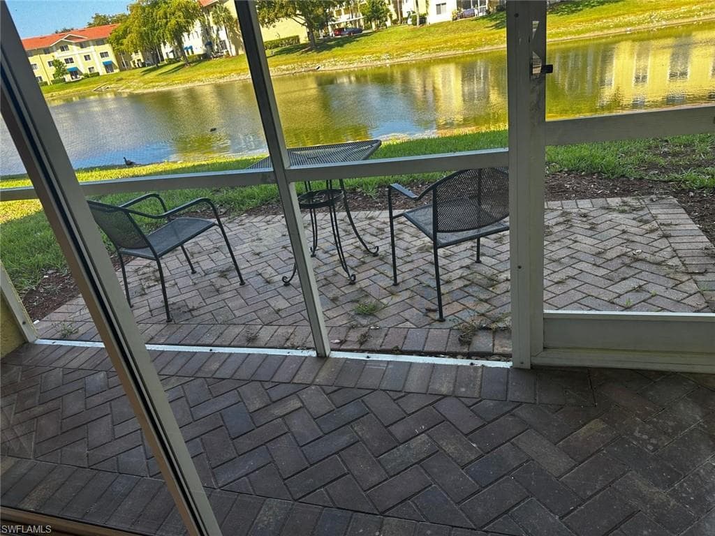 8244 Key Royal CIR 616-4