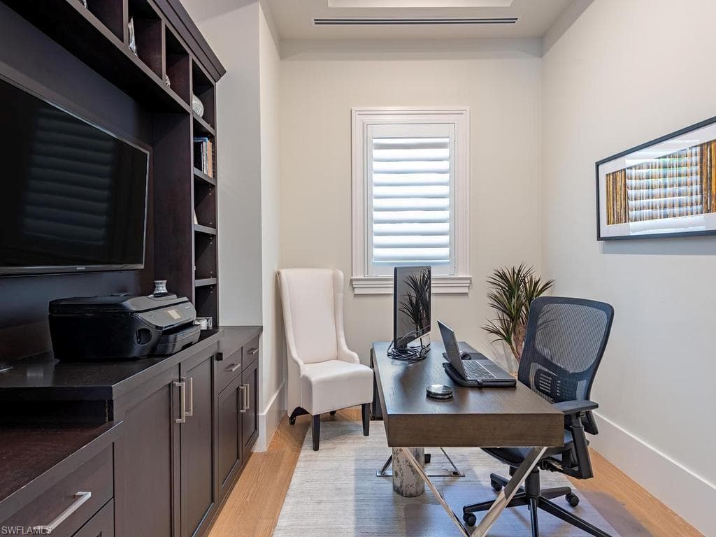 628 21st AVE S-15