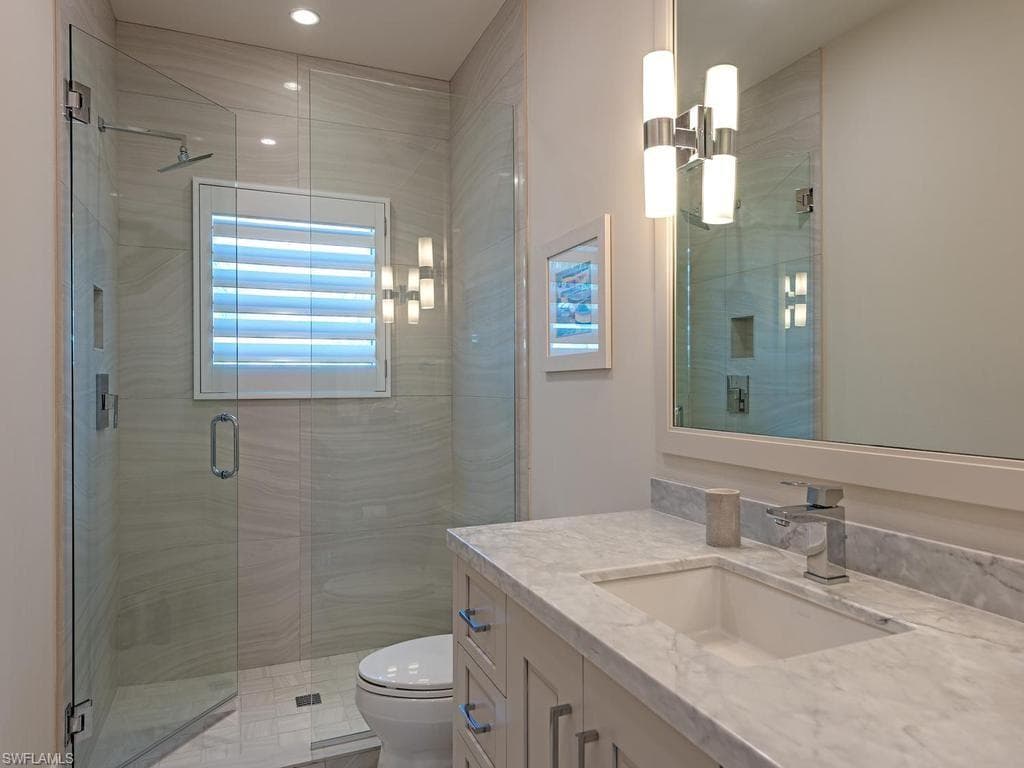 628 21st AVE S-27