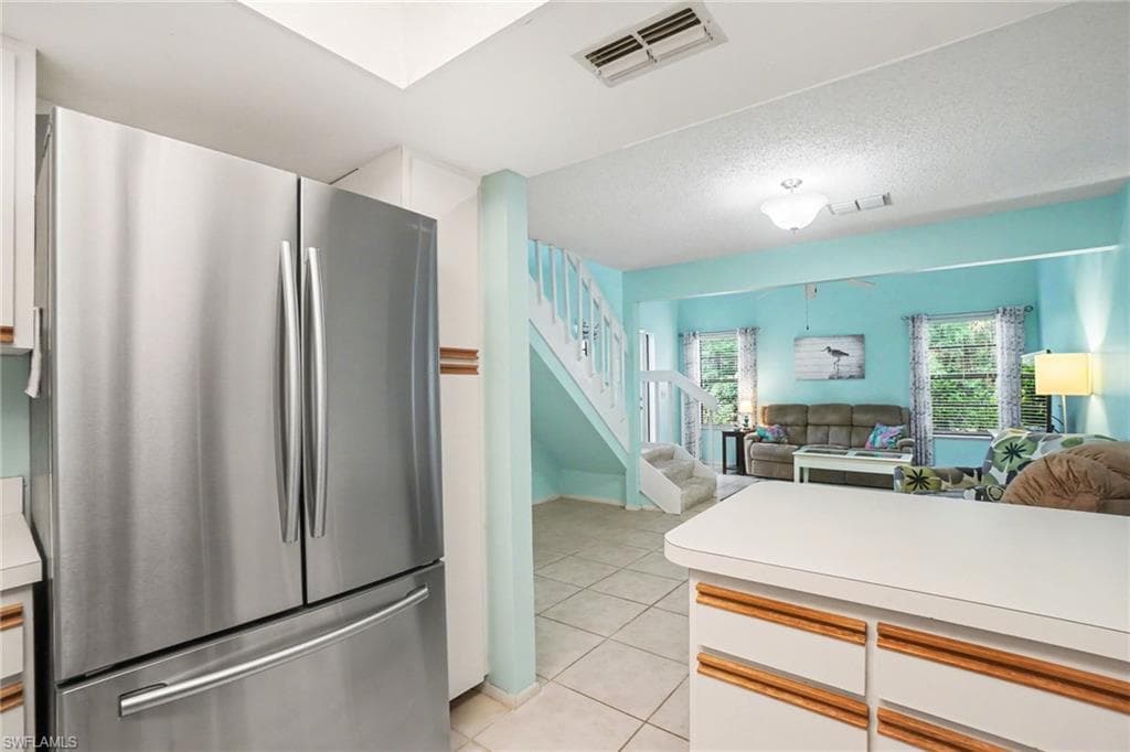13204 Broadhurst LOOP-8