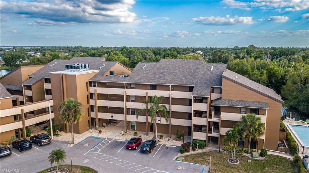 2069 W Lakeview BLVD E1-28