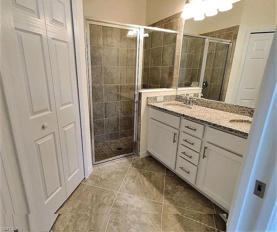 4359 Lemongrass DR-5