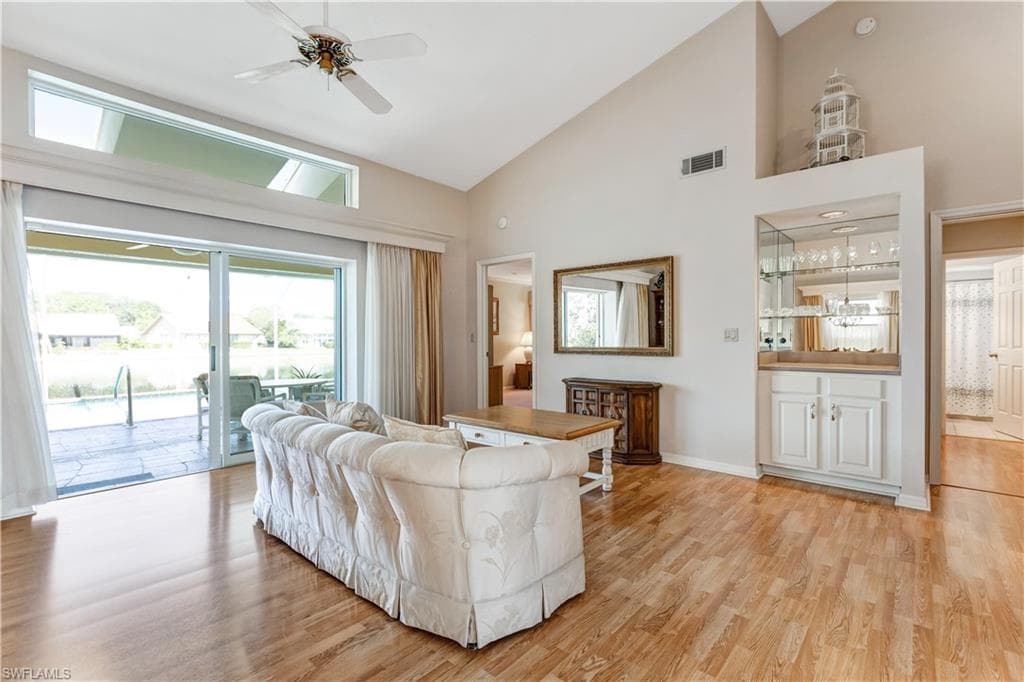 372 Fox Den CIR-2