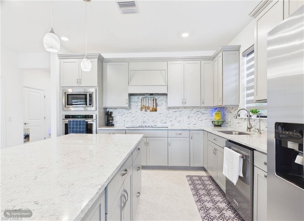 5613 Celebration DR-18