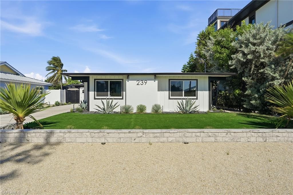 239 Curlew ST-45
