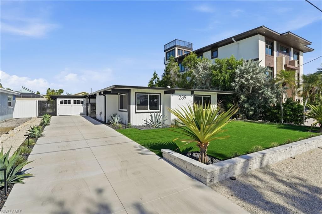 239 Curlew ST-4