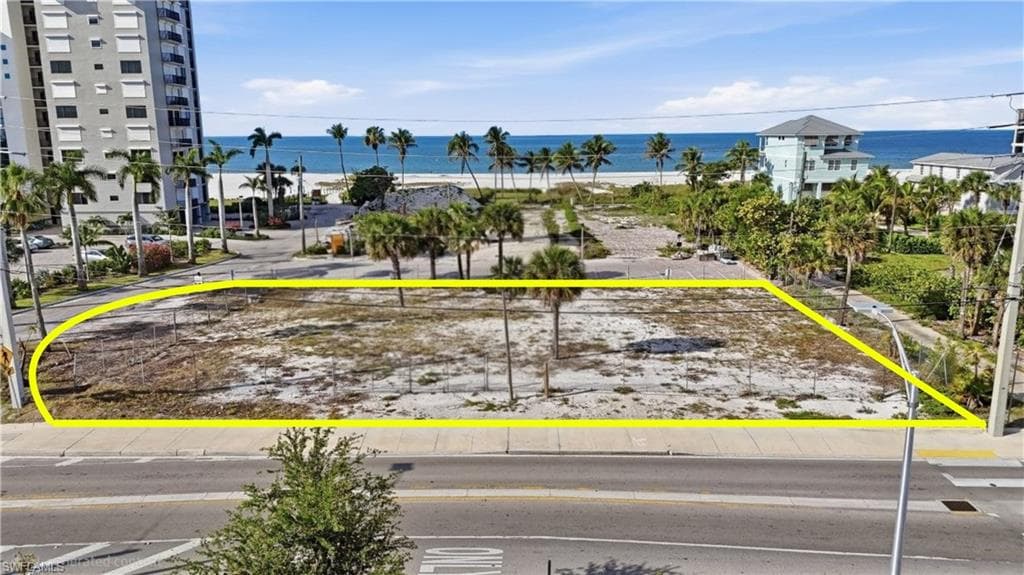 2700 Estero BLVD-1