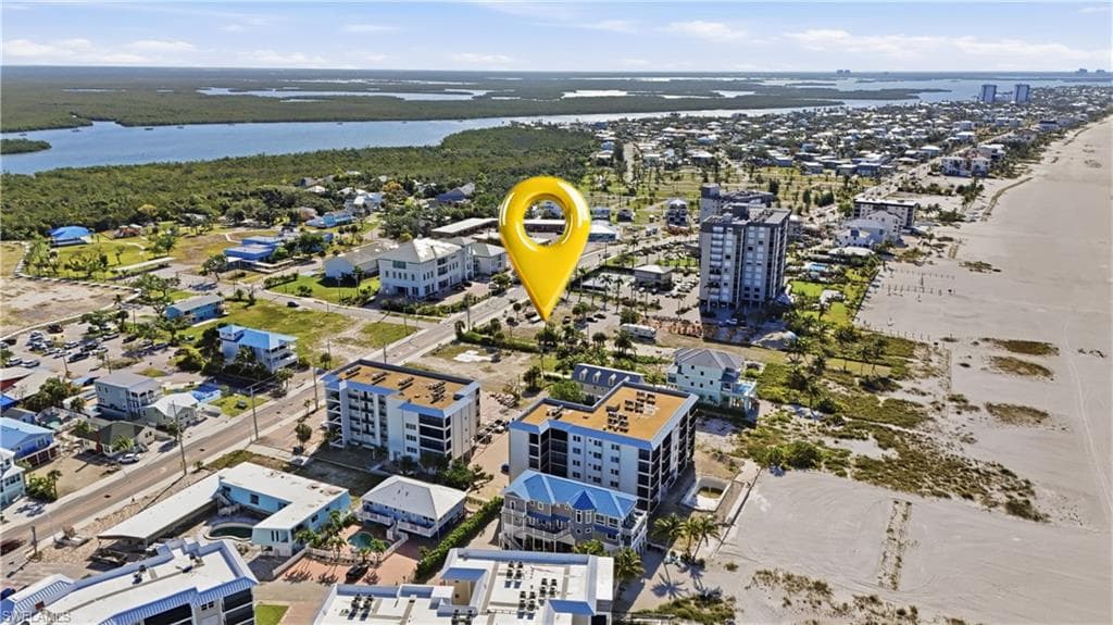 2700 Estero BLVD-21