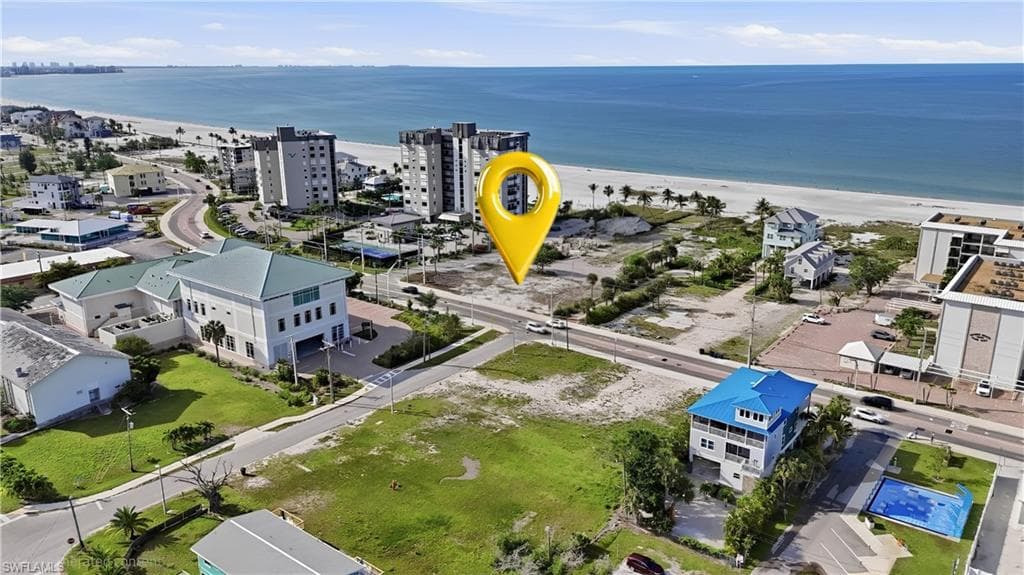 2700 Estero BLVD-19