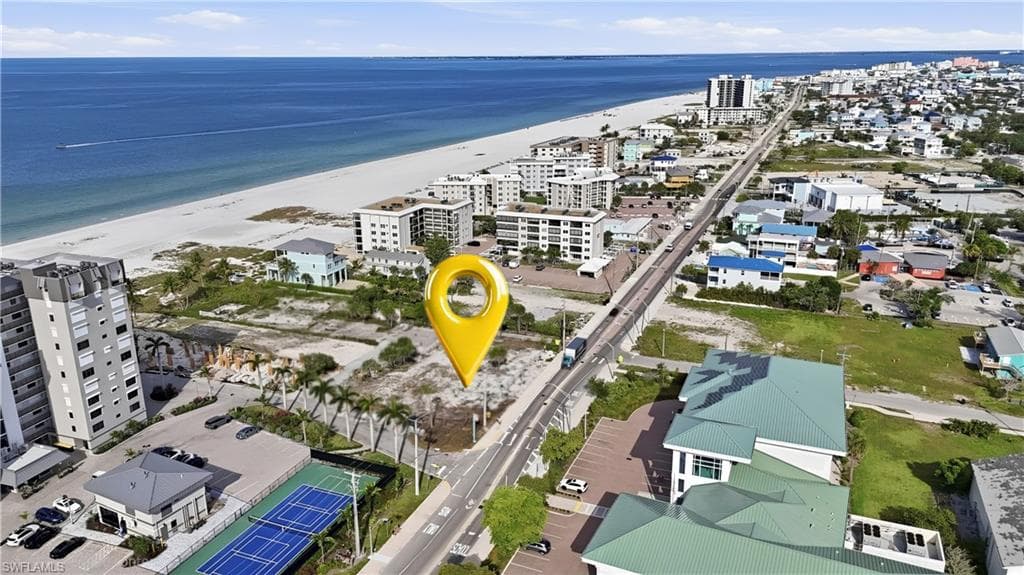 2700 Estero BLVD-18