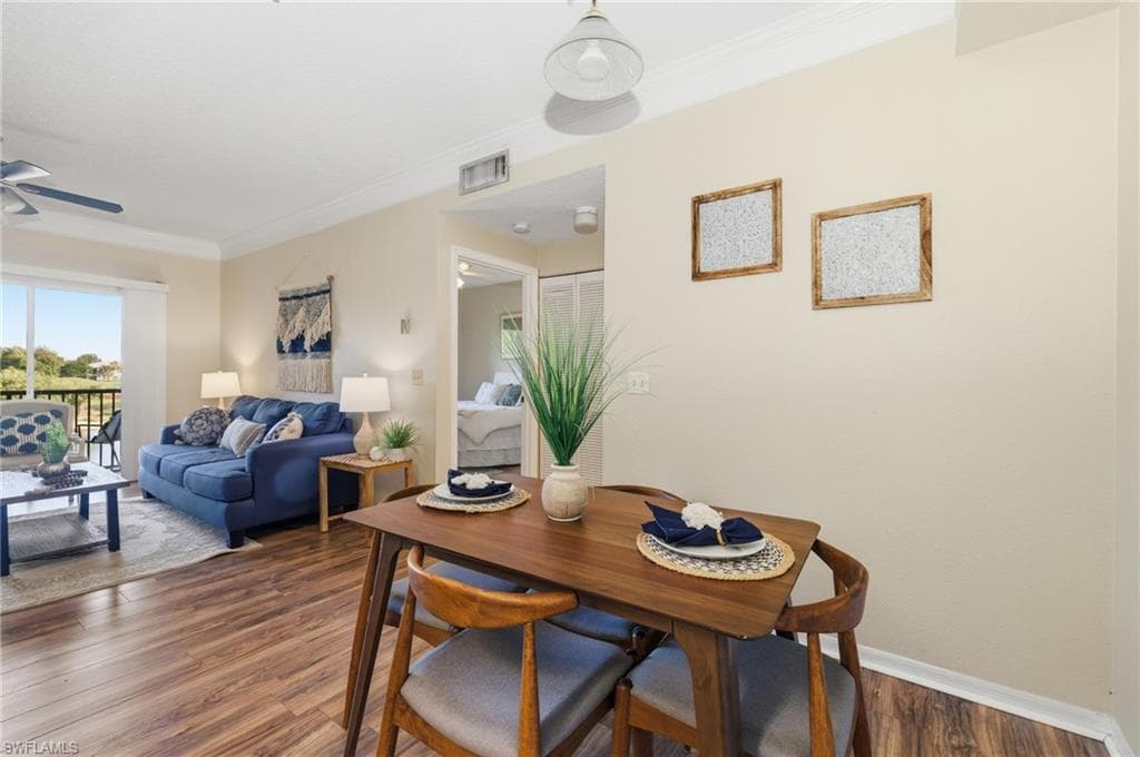 11510 Villa Grand 421-6