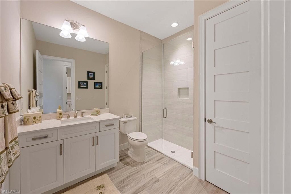 5626 Elbow AVE-26