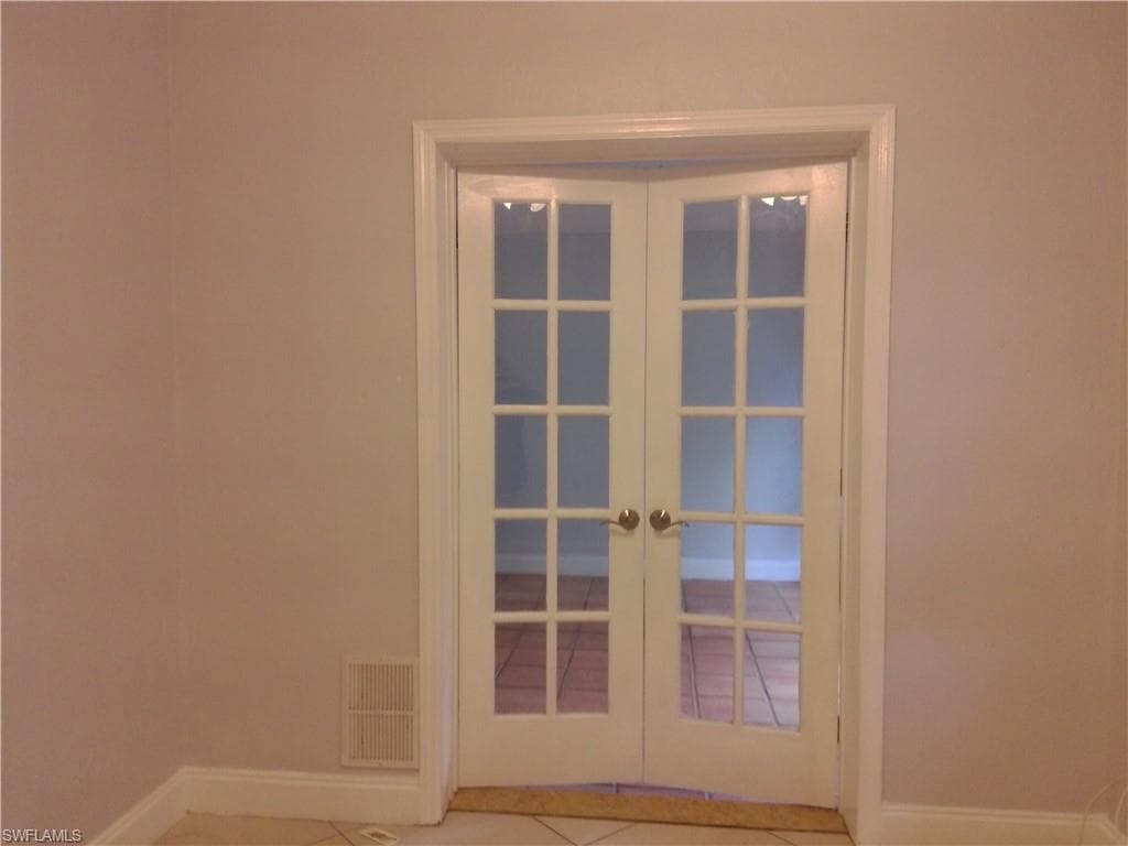 1443 Ricardo AVE-16