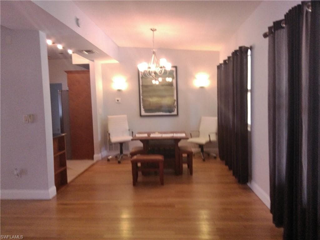 1443 Ricardo AVE-25