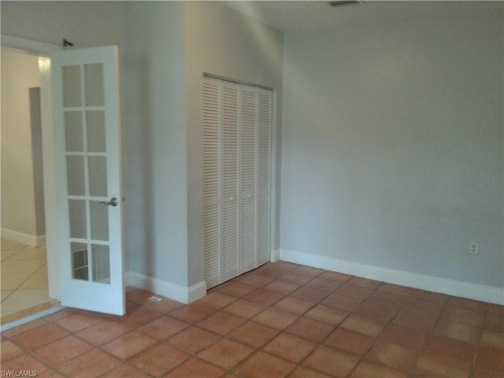 1443 Ricardo AVE-19
