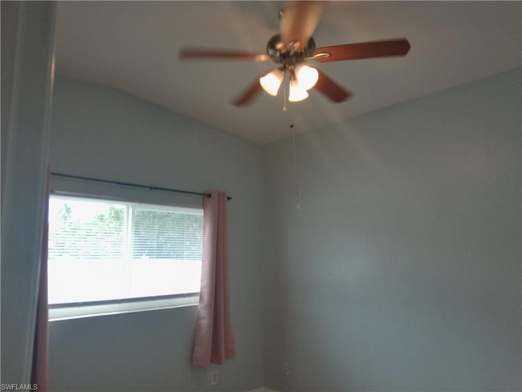 1443 Ricardo AVE-10