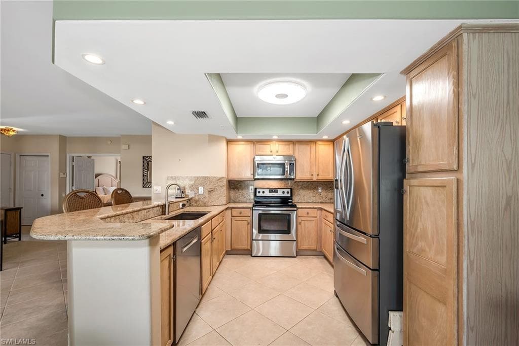 13231 Sherburne CIR 1502-6