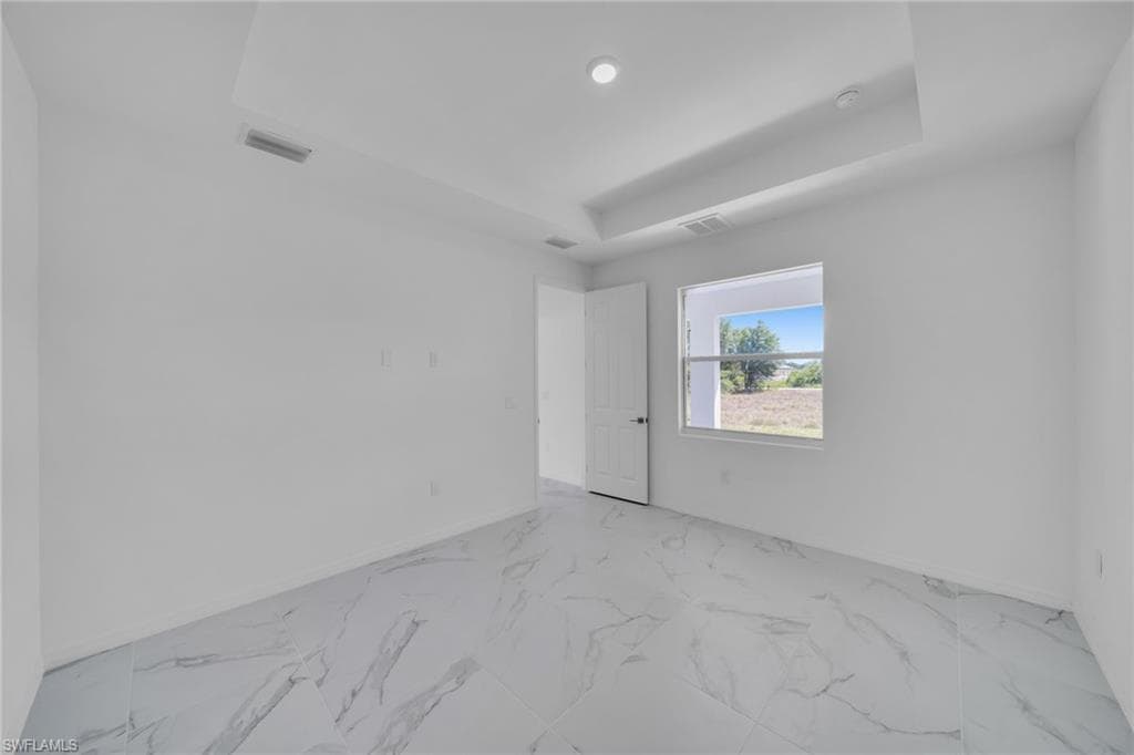 2515 Sunniland BLVD-14