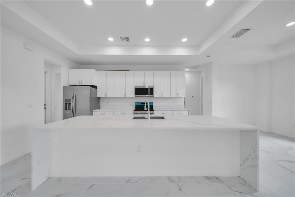 2515 Sunniland BLVD-7