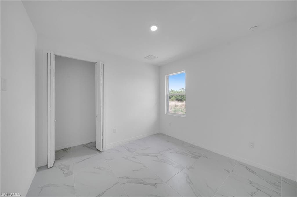 2515 Sunniland BLVD-20
