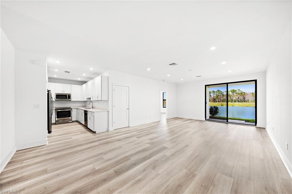 13104 Georges Cay PL-13