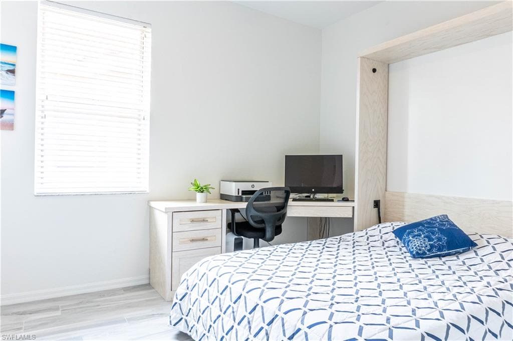 14059 Mirror CT-22