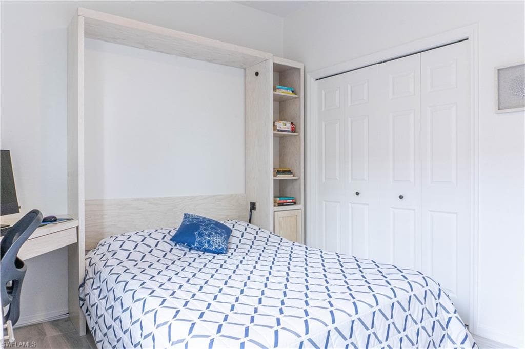 14059 Mirror CT-23