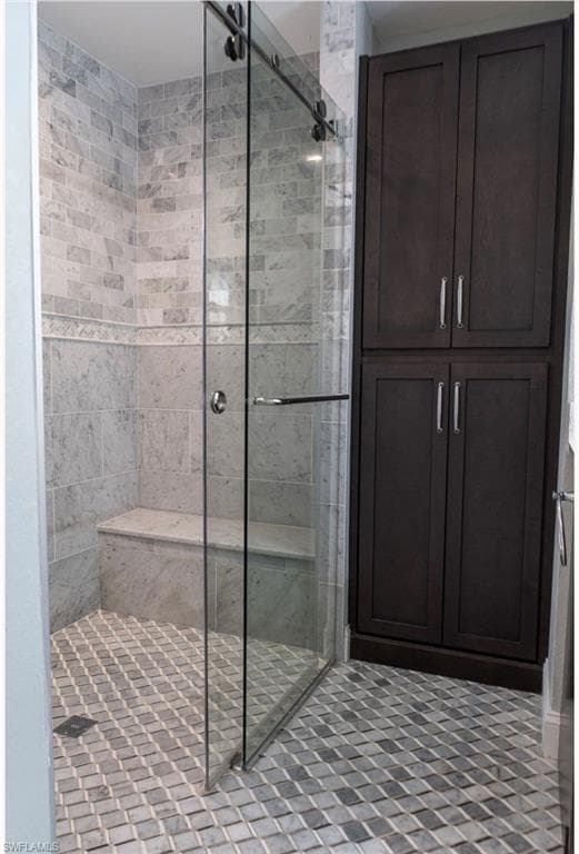 323 Washington CT-31