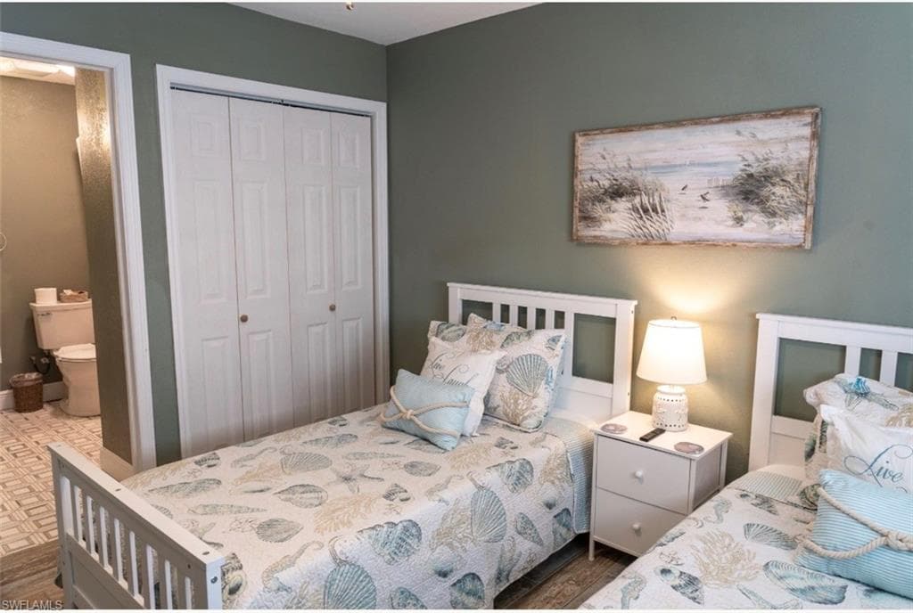 323 Washington CT-37