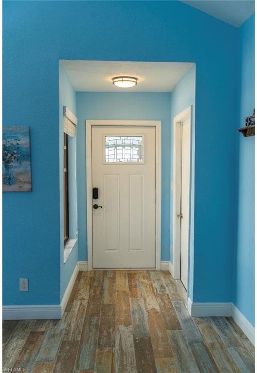 323 Washington CT-10
