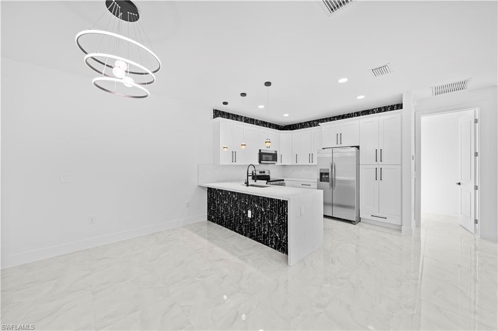 3701 Ida AVE N-11