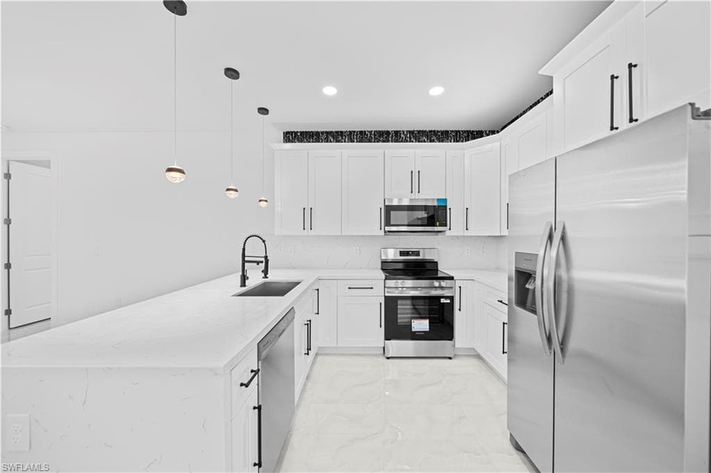 3701 Ida AVE N-25