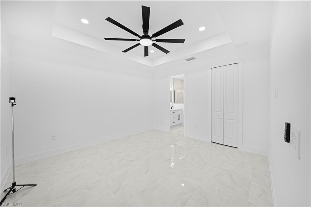 3701 Ida AVE N-6