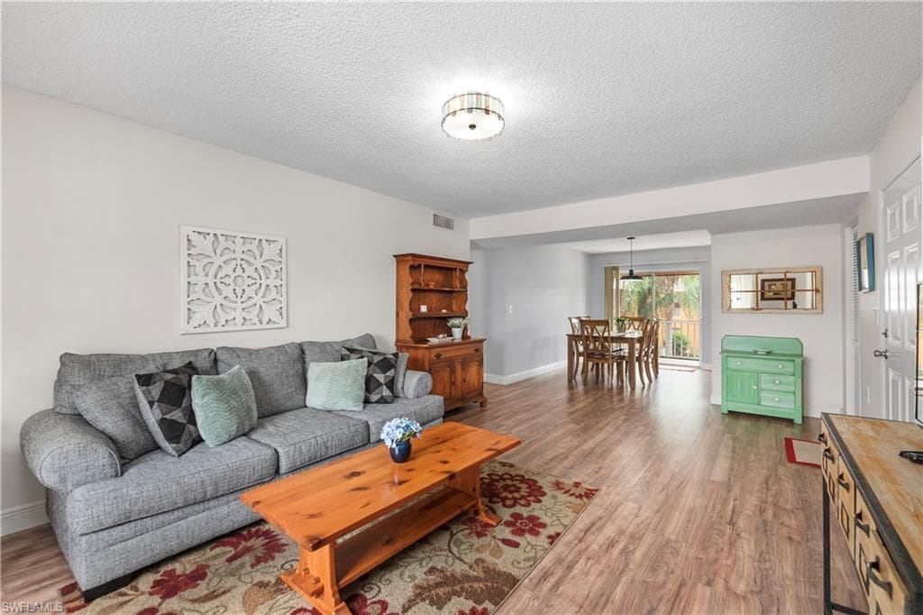 12620 Kenwood LN C-5
