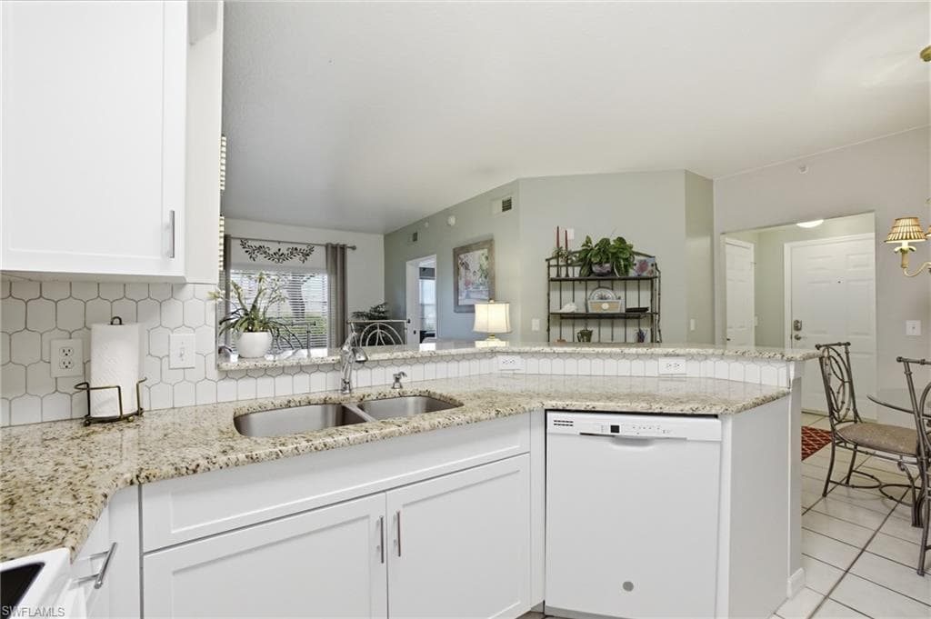 15605 Ocean Walk CIR 113-7