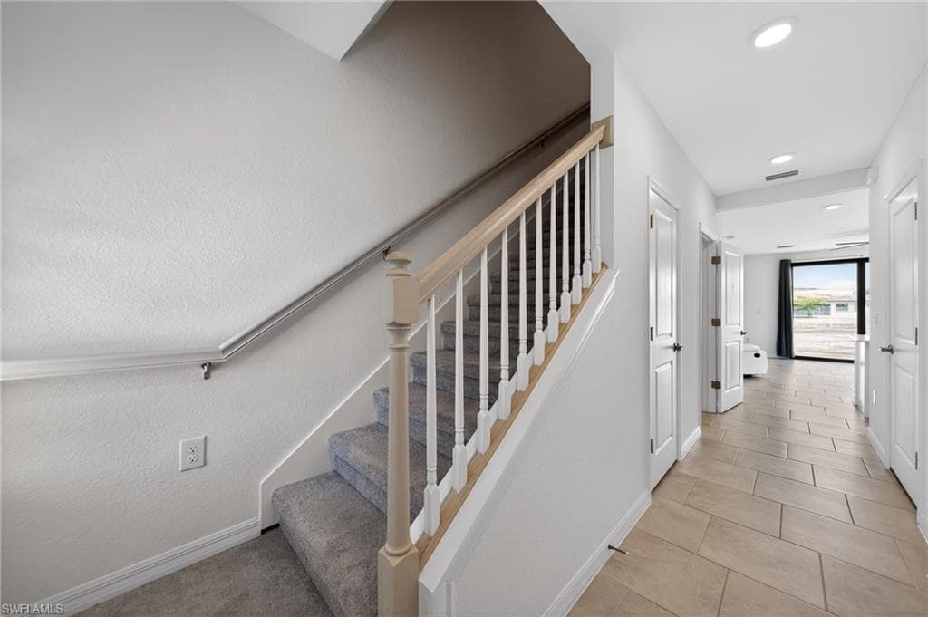 14275 Oviedo PL-2
