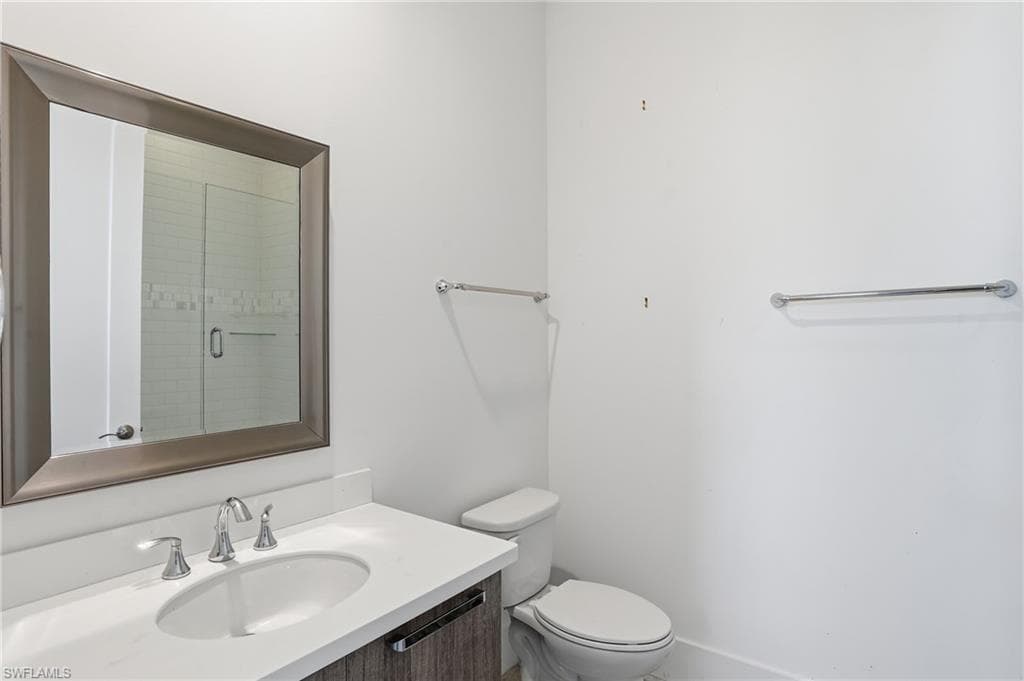 14831 Dockside LN-15